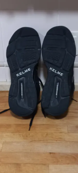 Zapatillas Kelme Valencia Negras