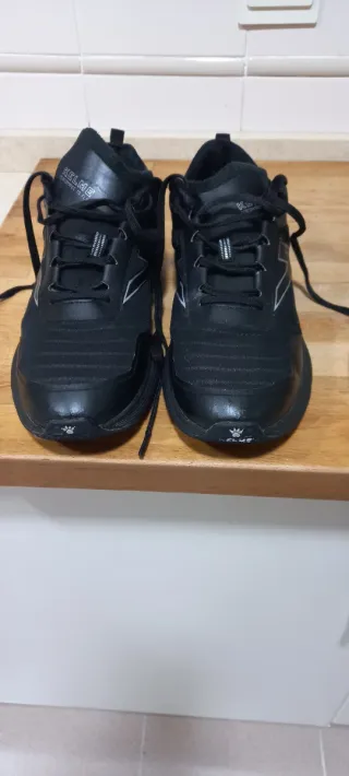 Zapatillas Kelme Valencia Negras