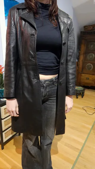 Abrigo de piel negro