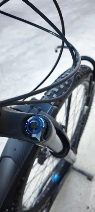 Bicicleta Eléctrica Cube