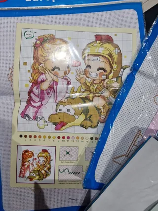 Kiti completo punto de cruz + libros