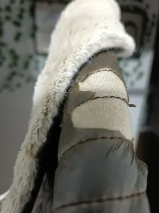 Chaqueta efecto piel forrada