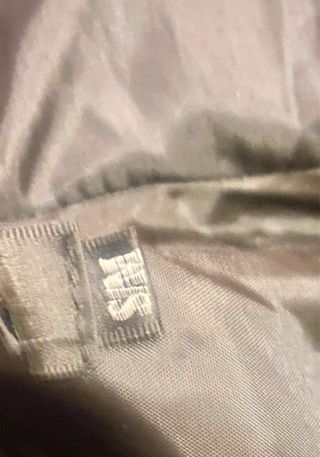 Chaqueta de piel con capucha