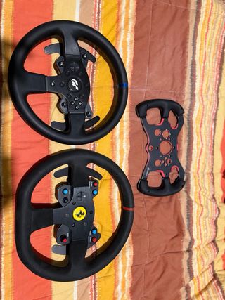Volante Thrustmaster T300 GT RS con volanti e pedali
