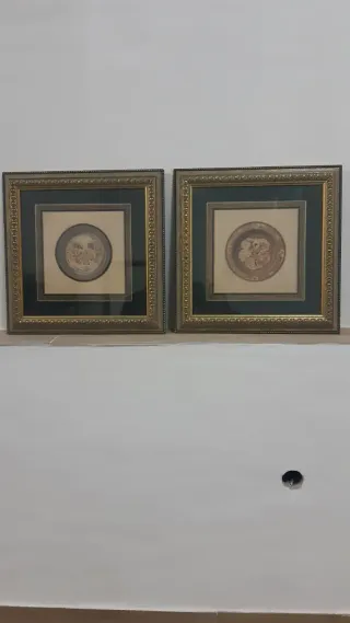 Juego de 2 cuadros decorativos dorados