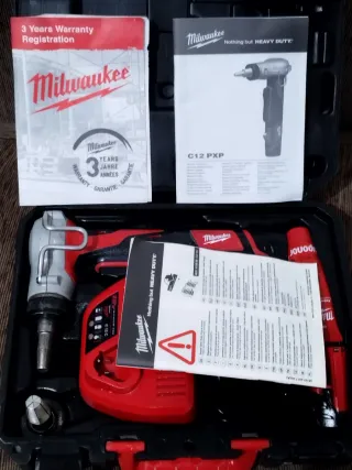 Milwaukee C12 PXP expandidor tuberías Uponor