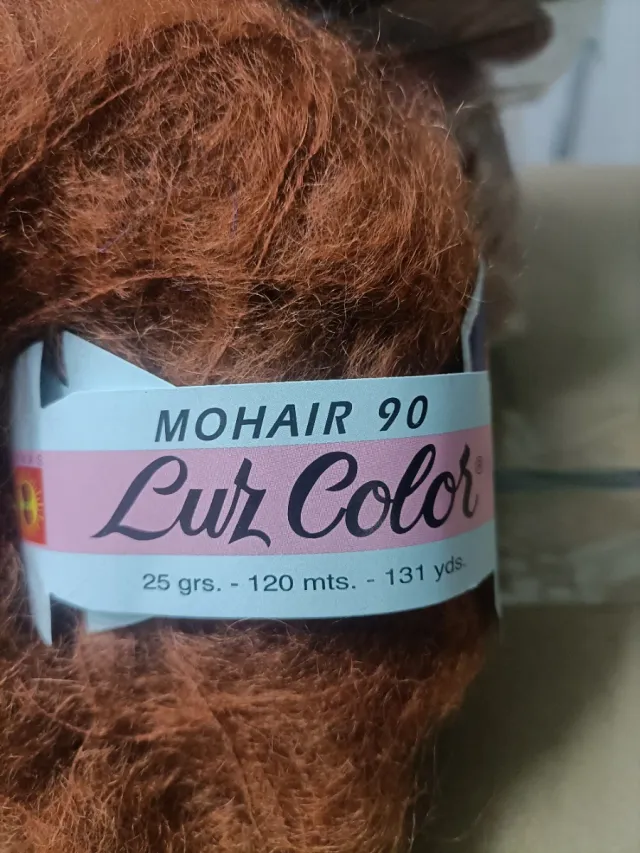 Lote 20 ovillos Mohair 90%
