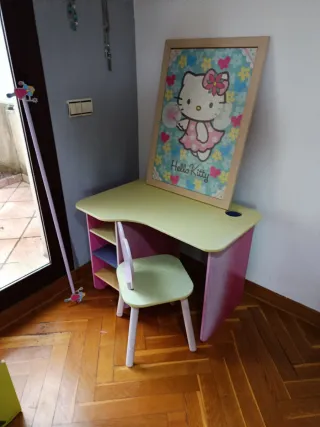 Muebles infantiles, conjunto, hello Kitty, escrito