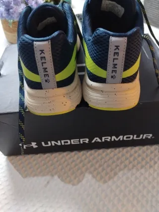 Botines Kelme Azul Multicolor Nuevos