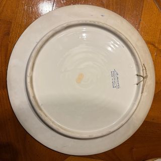 Platos de cerámica (2) con dibujo de ciervo