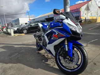 Suzuki GSXR 600 K9