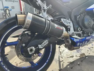 Suzuki GSXR 600 K9