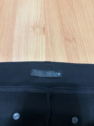 Pantalón Zara Talla S Negro Cinturón