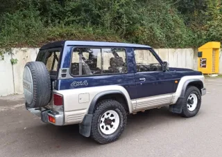 Nissan Patrol  Nissan Patrol GR Y60  1997