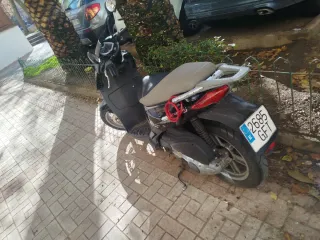Moto Aprilia Sport City