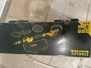 Lijadora jirafa Stanley Fatmax con accesorios