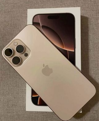 iPhone 16 Pro Max 256 GB Desierto