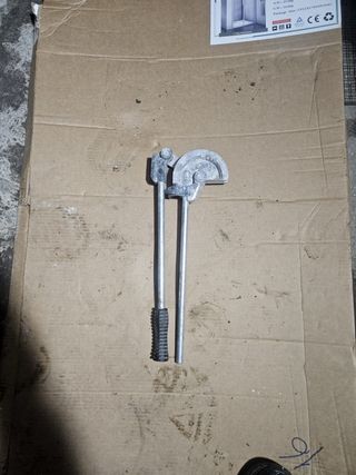 Curvadora de tubos de metal