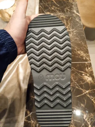 Mou stivali neri glitter donna