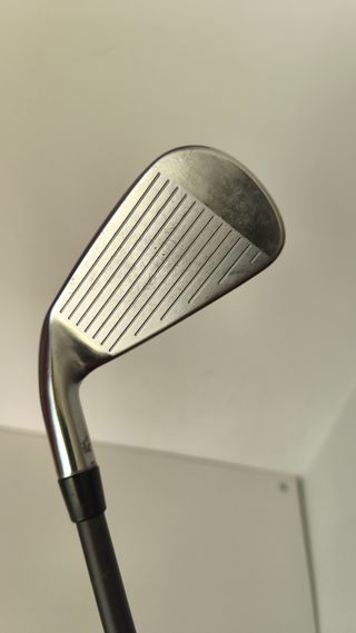 Titleist U505 Utility 4 Hierro Premium