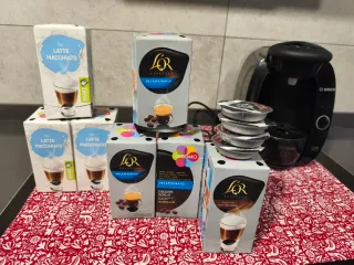 Cafetera Bosch Tassimo Negra+ Pack de café y leche