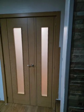 Puertas de interior de madera nuevas