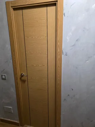 Puertas de interior de madera nuevas