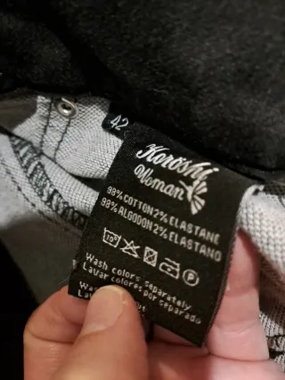 Pantalón vaquero Koroshi gris oscuro bordado