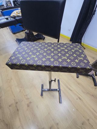 Reposabrazos de tatuaje artesanal – LV