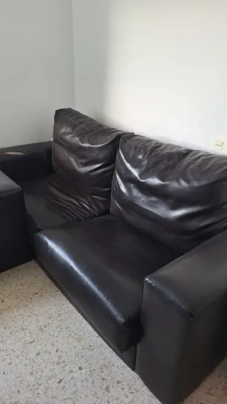 Sofá de 3 plazas en piel sintética