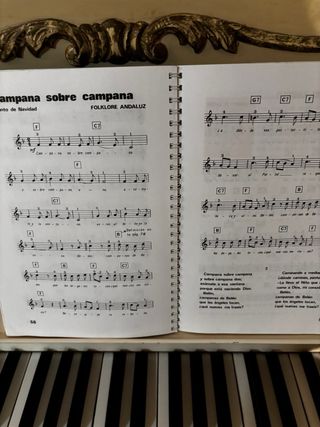 Método y Canciones para Órgano Electrónico