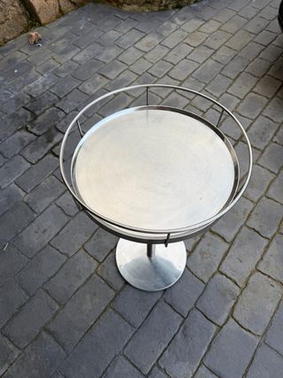 Tavolino ausiliario in acciaio inossidabile. Non spedito