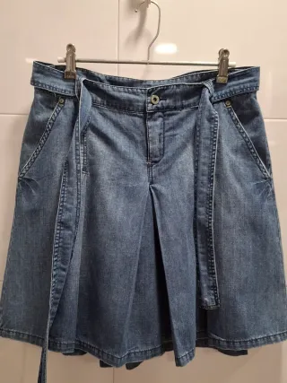 Falda pantalón vaquera con cinturón