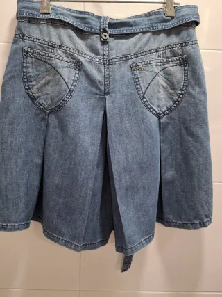 Falda pantalón vaquera con cinturón