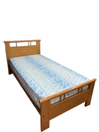 Cama individual de madera