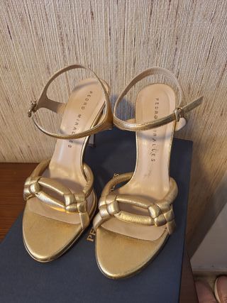 Sandalias Pedro Miralles Doradas