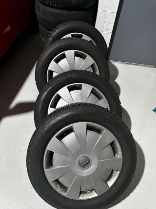 Llantas Audi En perfecto estado con neumaticos