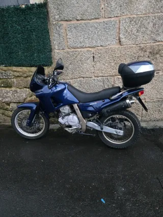 Moto trail cambio por scooter aporto diferencia