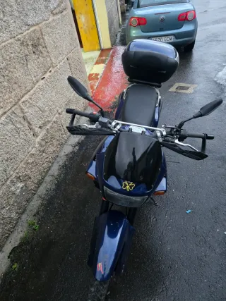 Moto trail cambio por scooter aporto diferencia