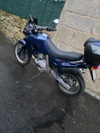 Moto trail cambio por scooter aporto diferencia