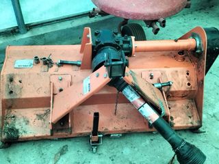 Tractor Agria 8845 DT con desbrozadora