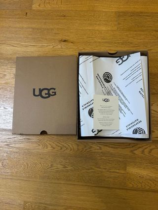 Scarpe UGG Beige Tg 38 Nuove