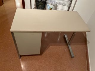 Escritorio industrial vintage madera y metal