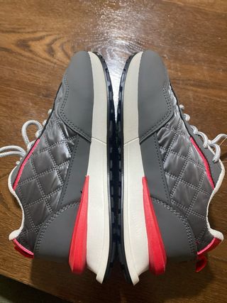 Zapatos MOSU Niños Gris y Rojo