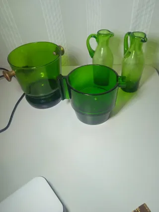 Juego de jarras y cubitera de cristal verde