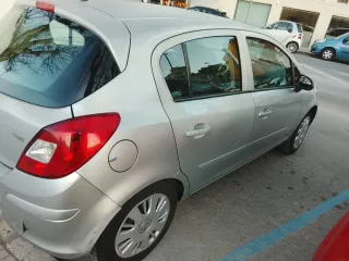 Opel Corsa Plata