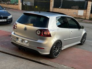 Volkswagen Golf 2005