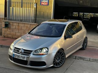 Volkswagen Golf 2005