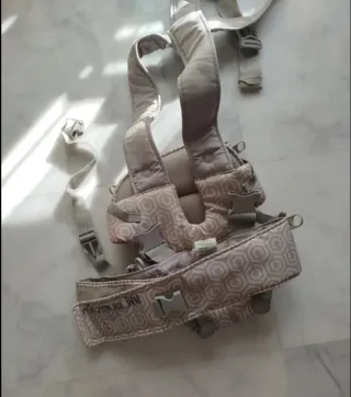 Mochila portabebés ergonómica