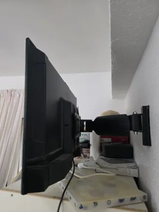 Televisión Smart Nevir Negra 32 venta urgente